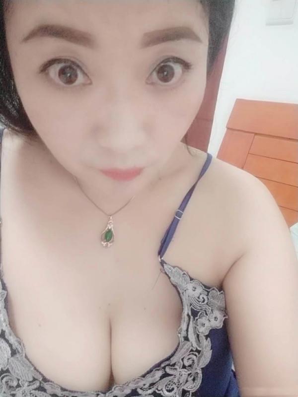 80后熟女人妻 第1张