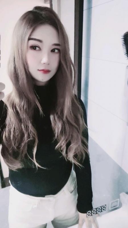 周浦风骚美女 第2张