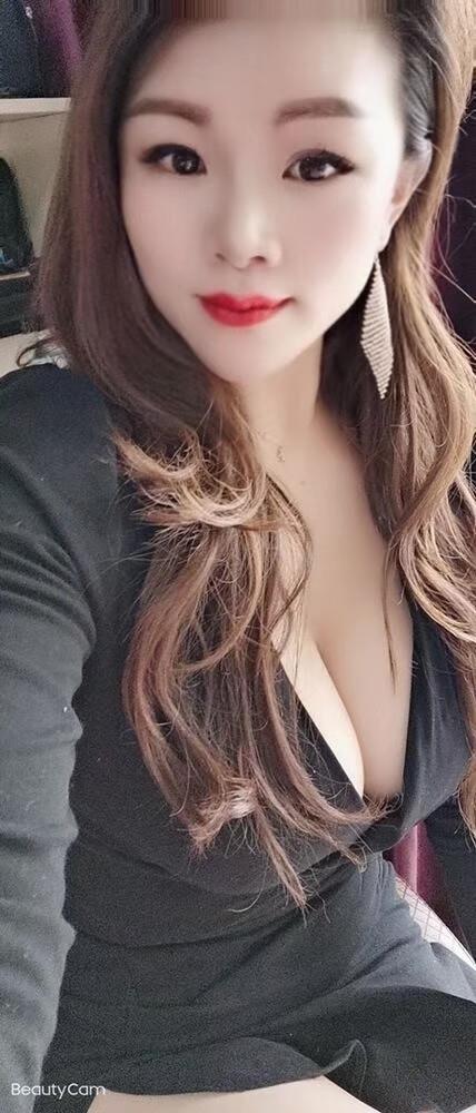 瑶海大奶少妇 第1张