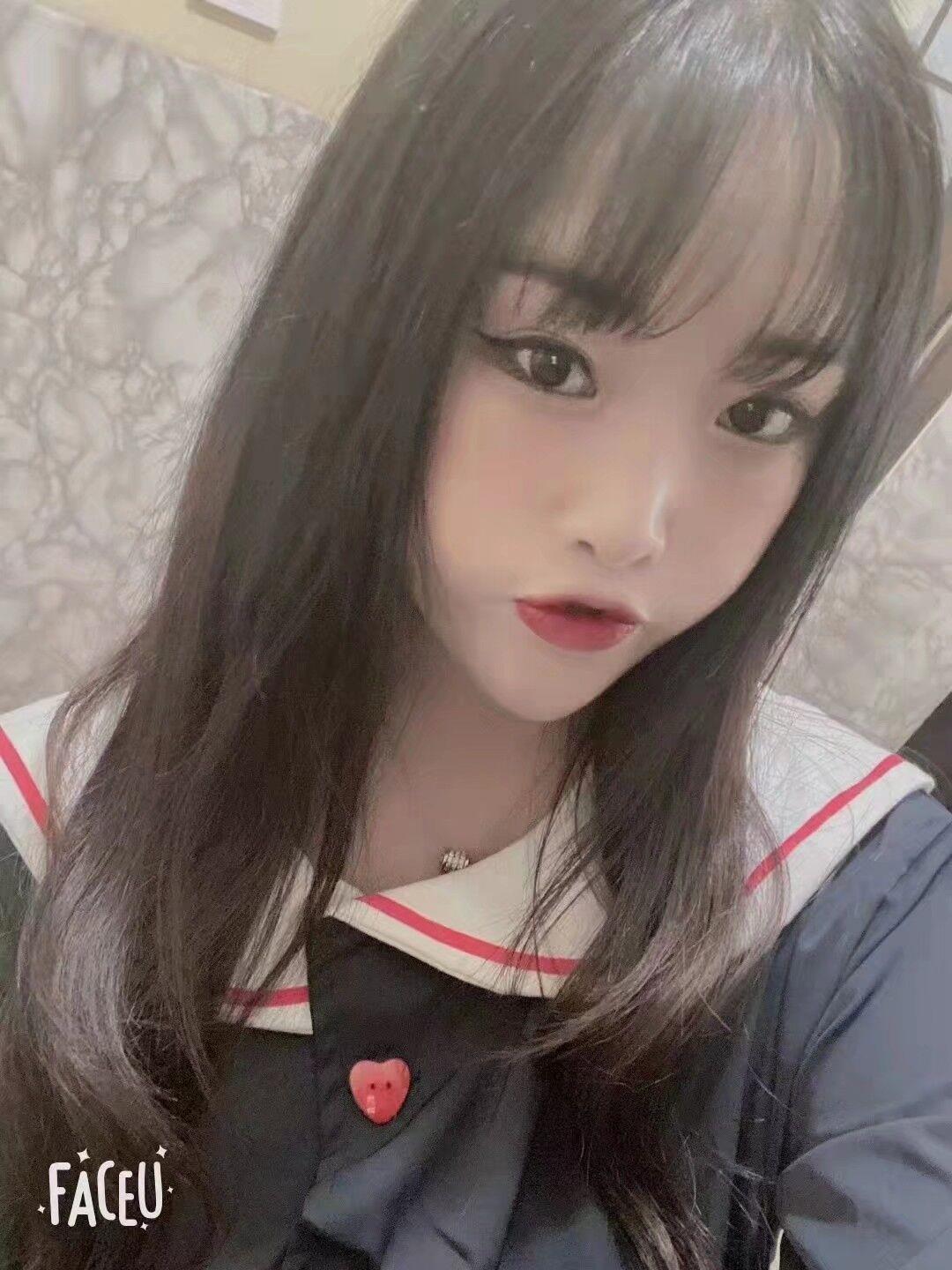 小妹子恩恩 第3张