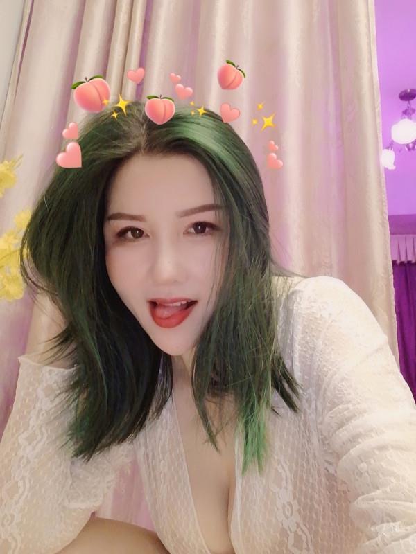 很骚的小姐姐 第3张