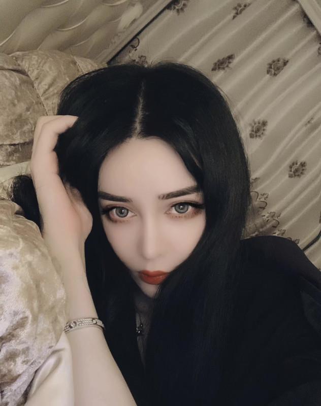 白月光小姐姐 第1张