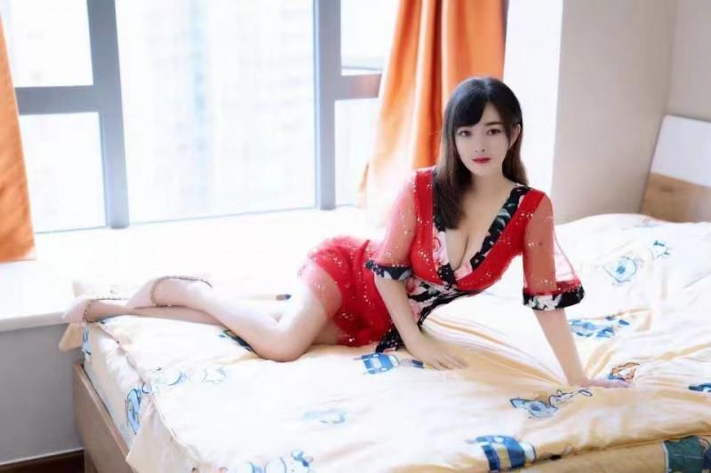 天府E杯大胸 第2张