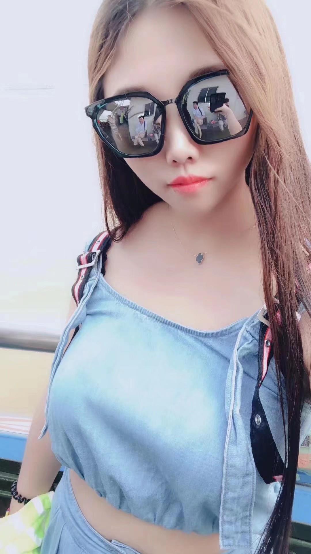 钟楼笑笑 第2张