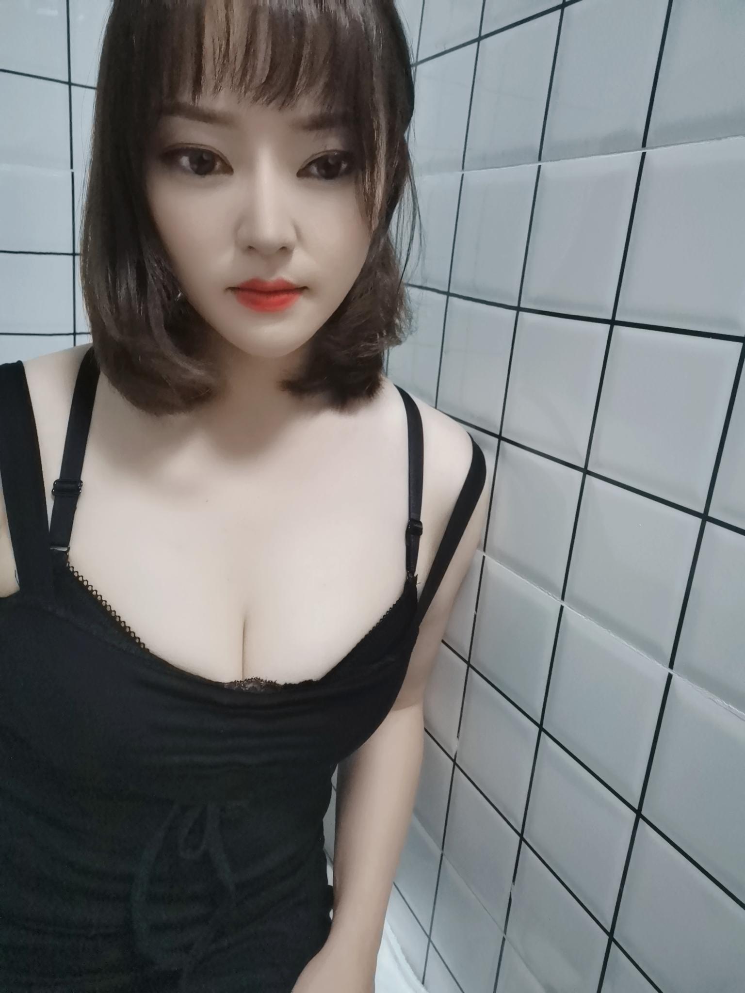 苗条性感成都女孩雪梅 第3张