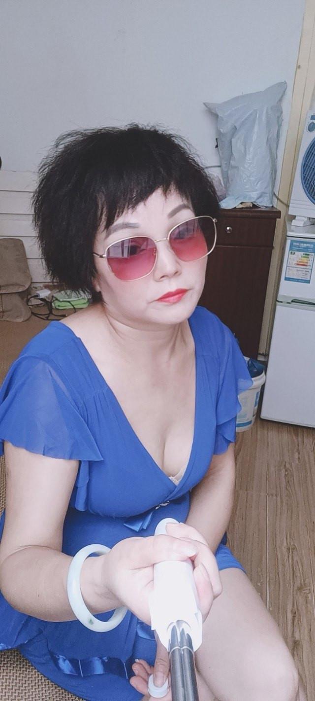 杨浦泄火熟女 第1张