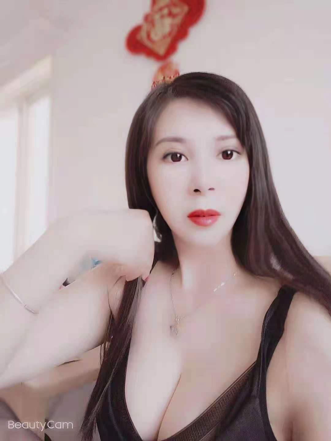 朝阳大胸熟女超越 第2张
