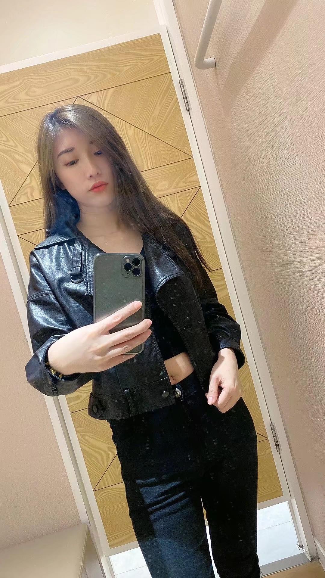 很清新的小姐姐，身材好 第1张