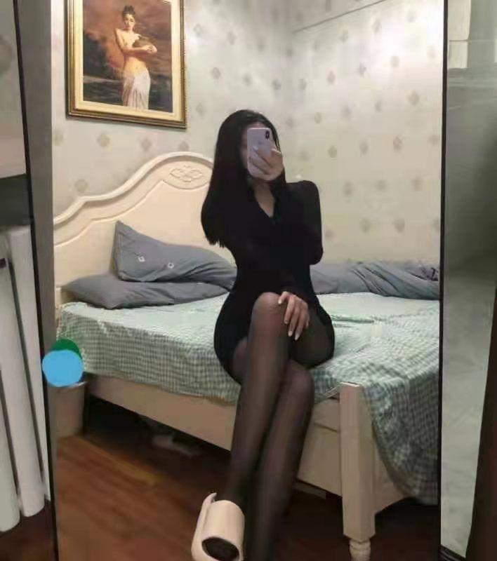 许昌年轻妹子 第1张