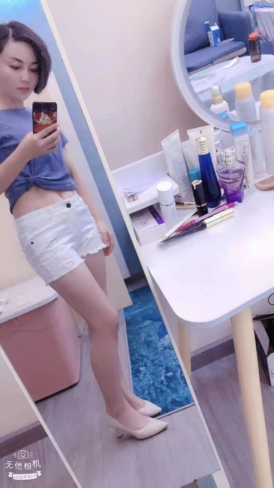 温柔、听话的文文，下面紧，皮肤嫩 第1张