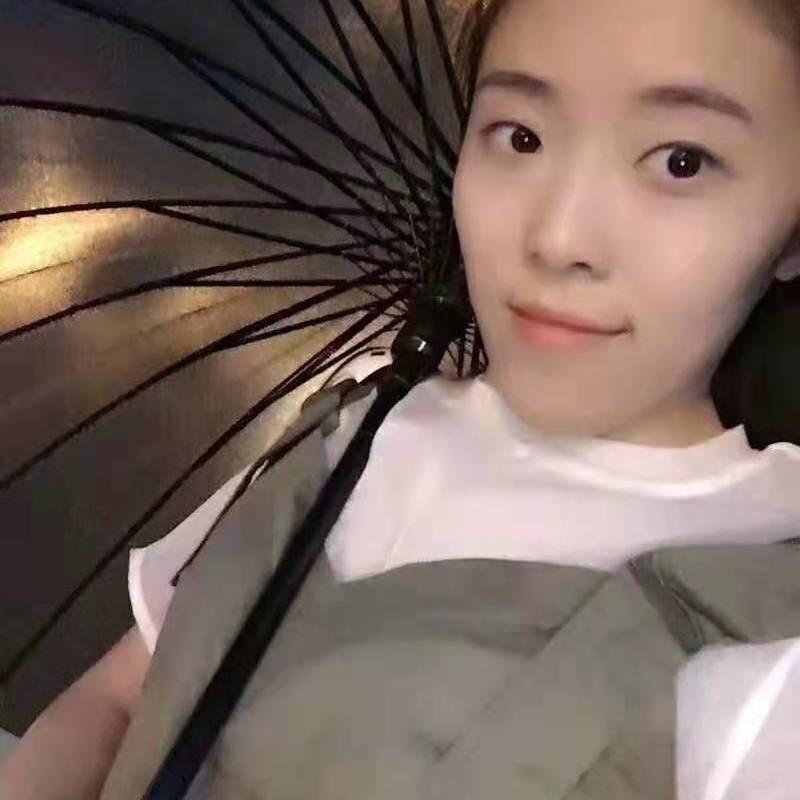 喷水姐姐 第1张