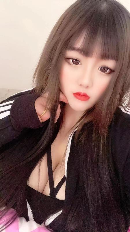 庄里面的小姐姐 第1张