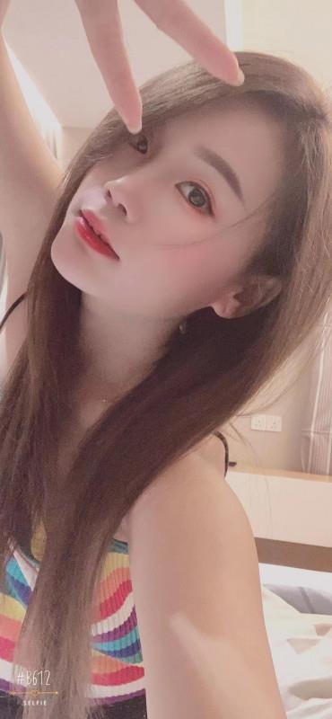 服务不错的小姐姐云云 第2张
