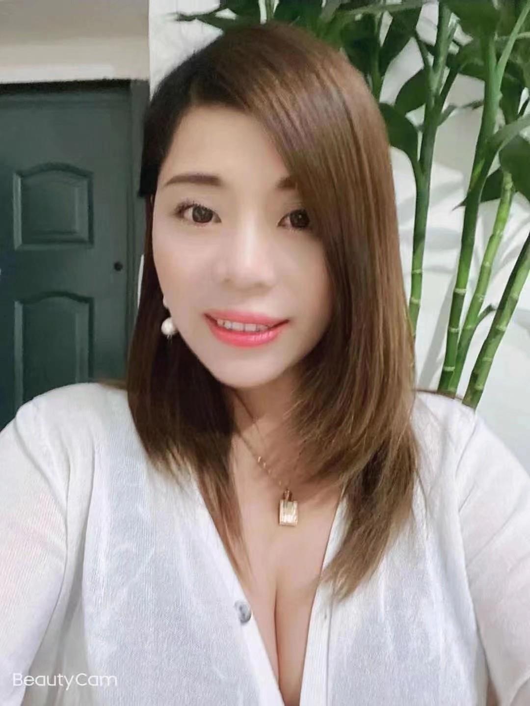 昆明著名熟女楼凤 第1张