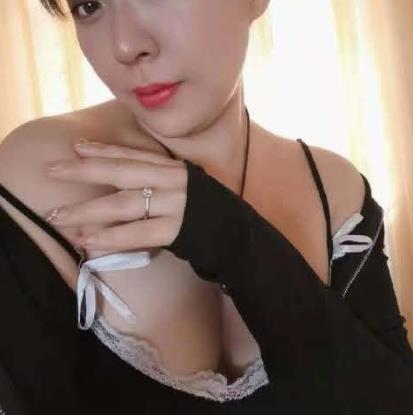 金融派妹子 第2张