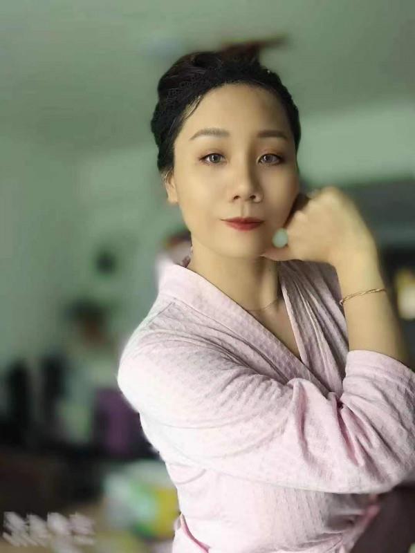 瑜伽少妇 第1张