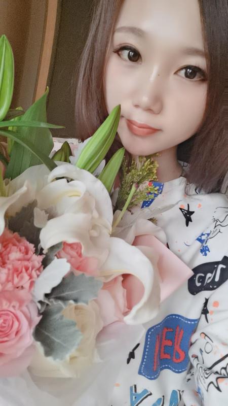 性感小美女 第1张