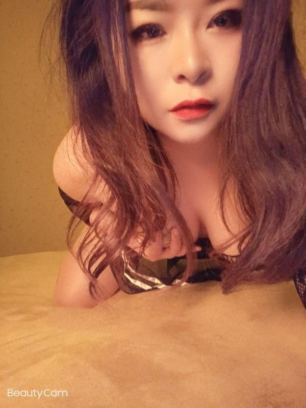 服务齐全的少妇 第1张