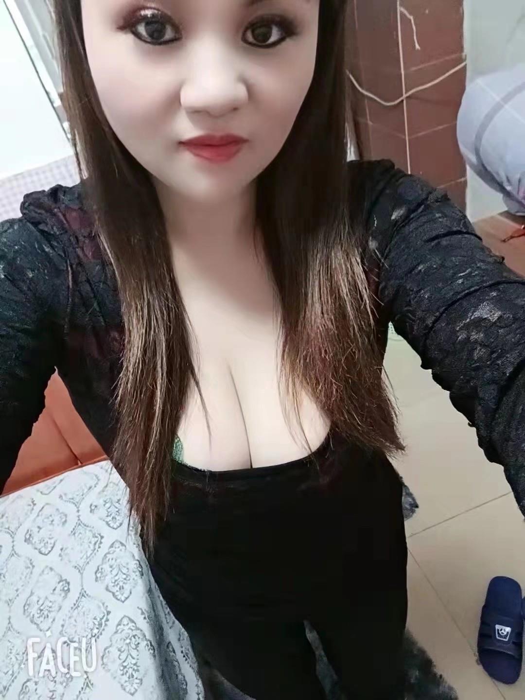 D杯大奶熟女 第1张