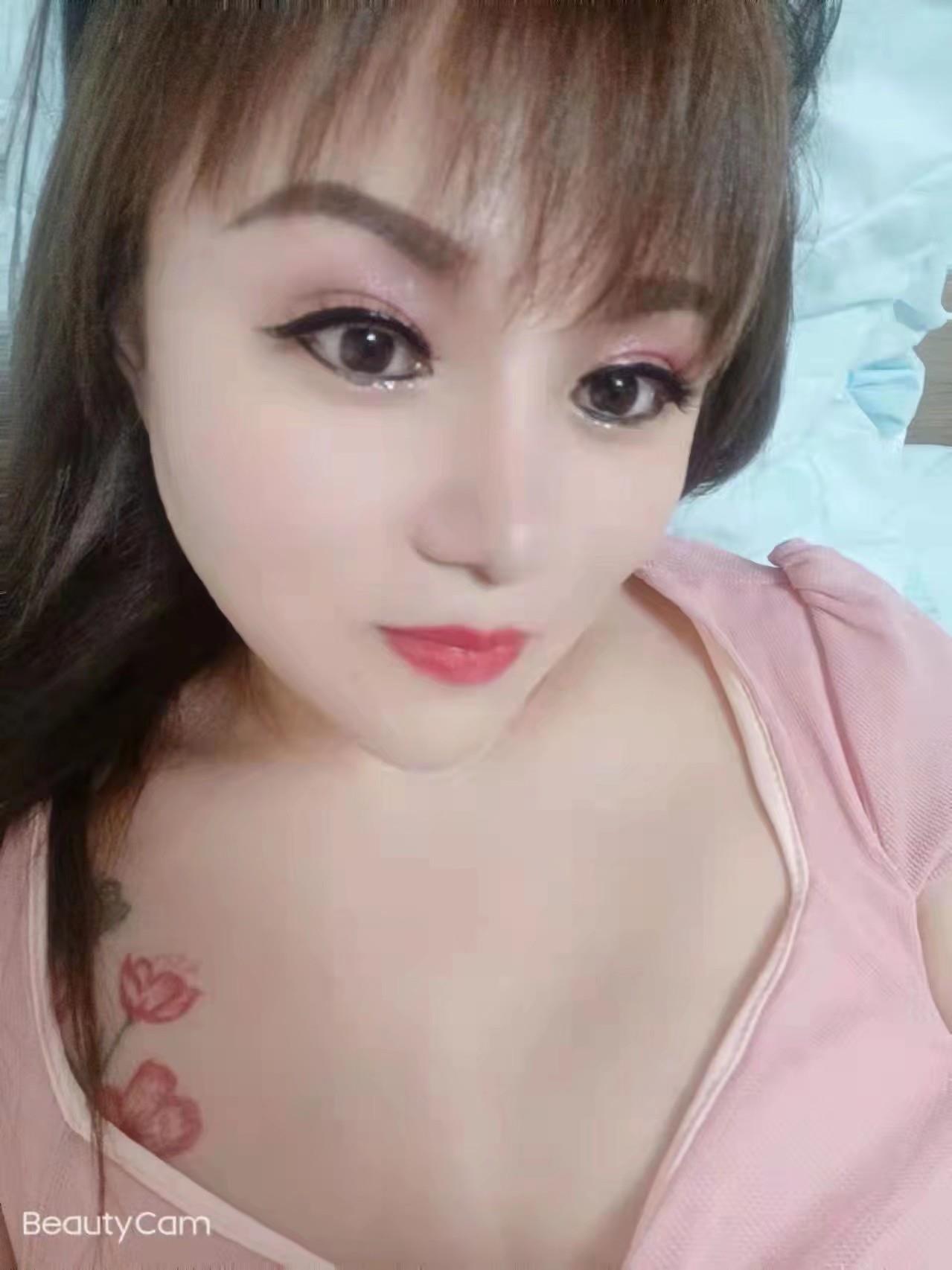 D杯大奶熟女 第2张