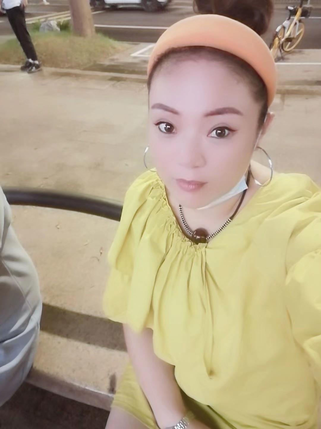 罗湖骚逼熟女 第2张