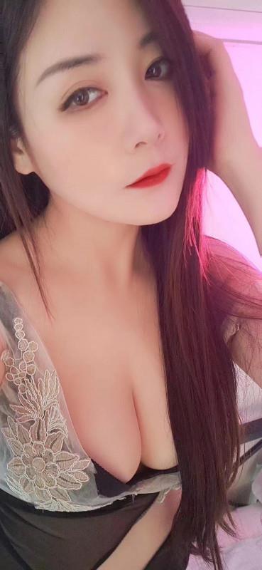 龙华静静美腿 第2张