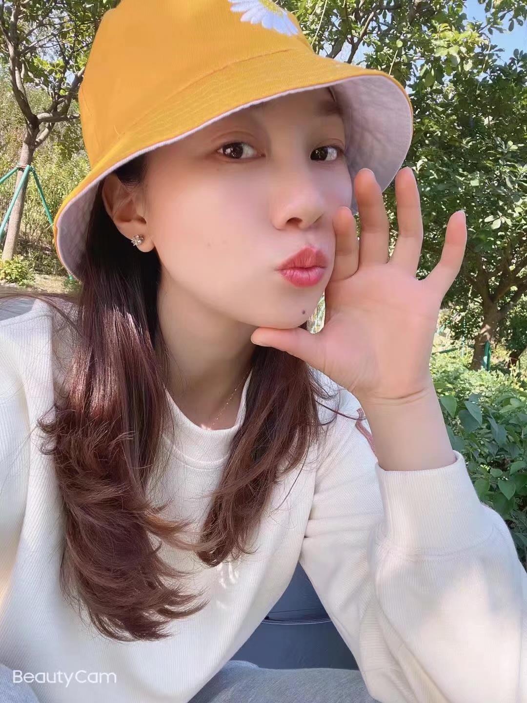 深圳小玉服务好胸推很爽 第2张