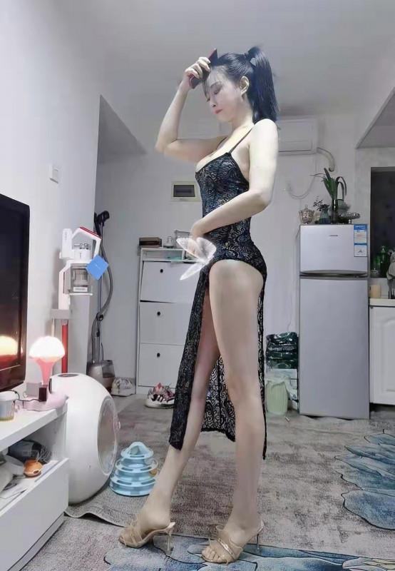 罗湖大长腿骚依 第1张