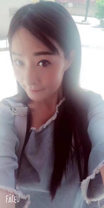 罗湖大长腿骚依 第2张