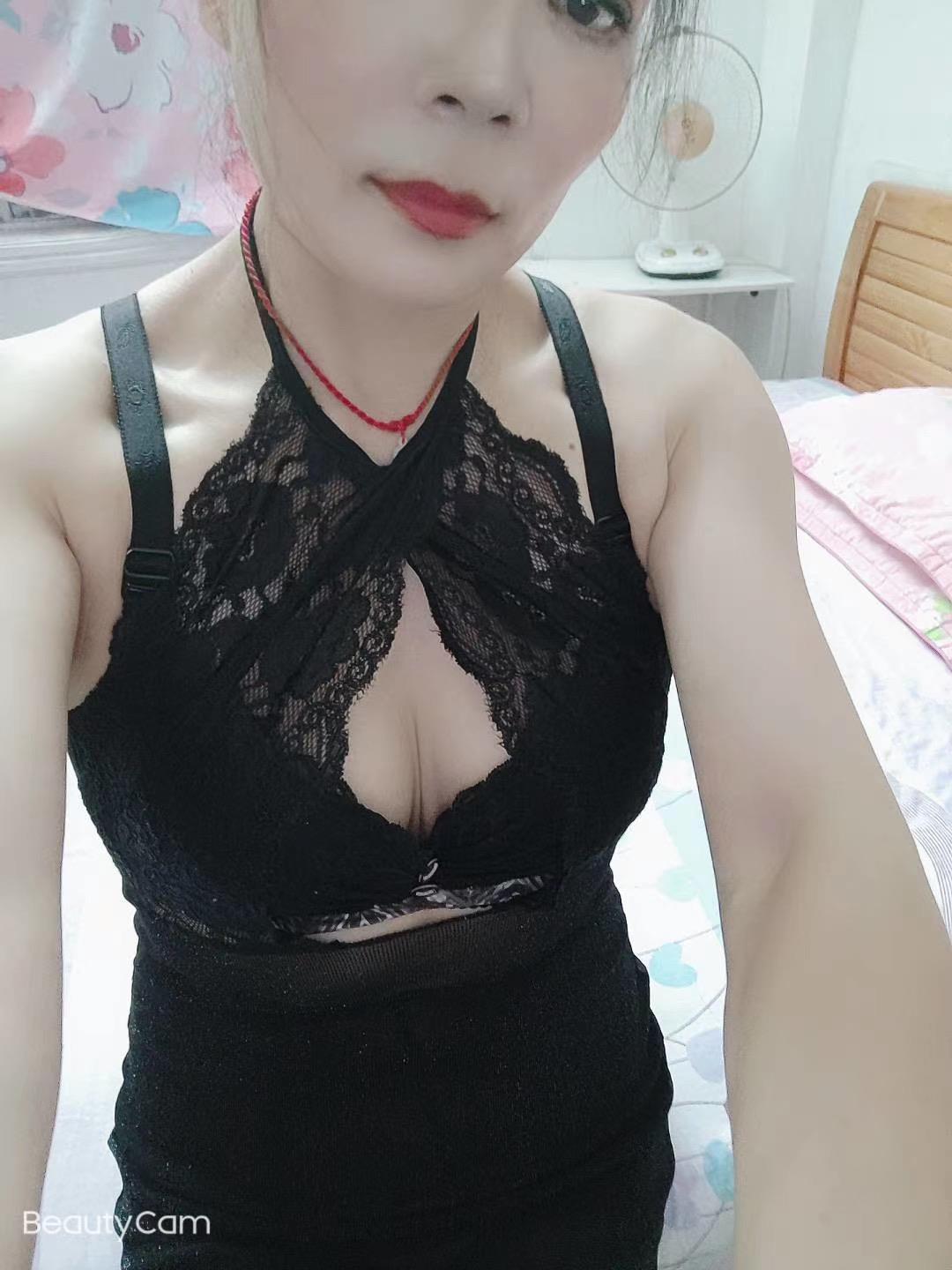 大众消费泄火少妇 第4张