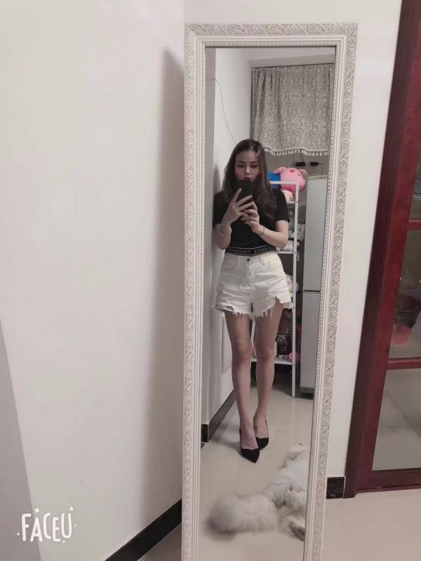 水游城少妇 第1张
