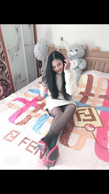 吴中区黑丝熟女 第2张