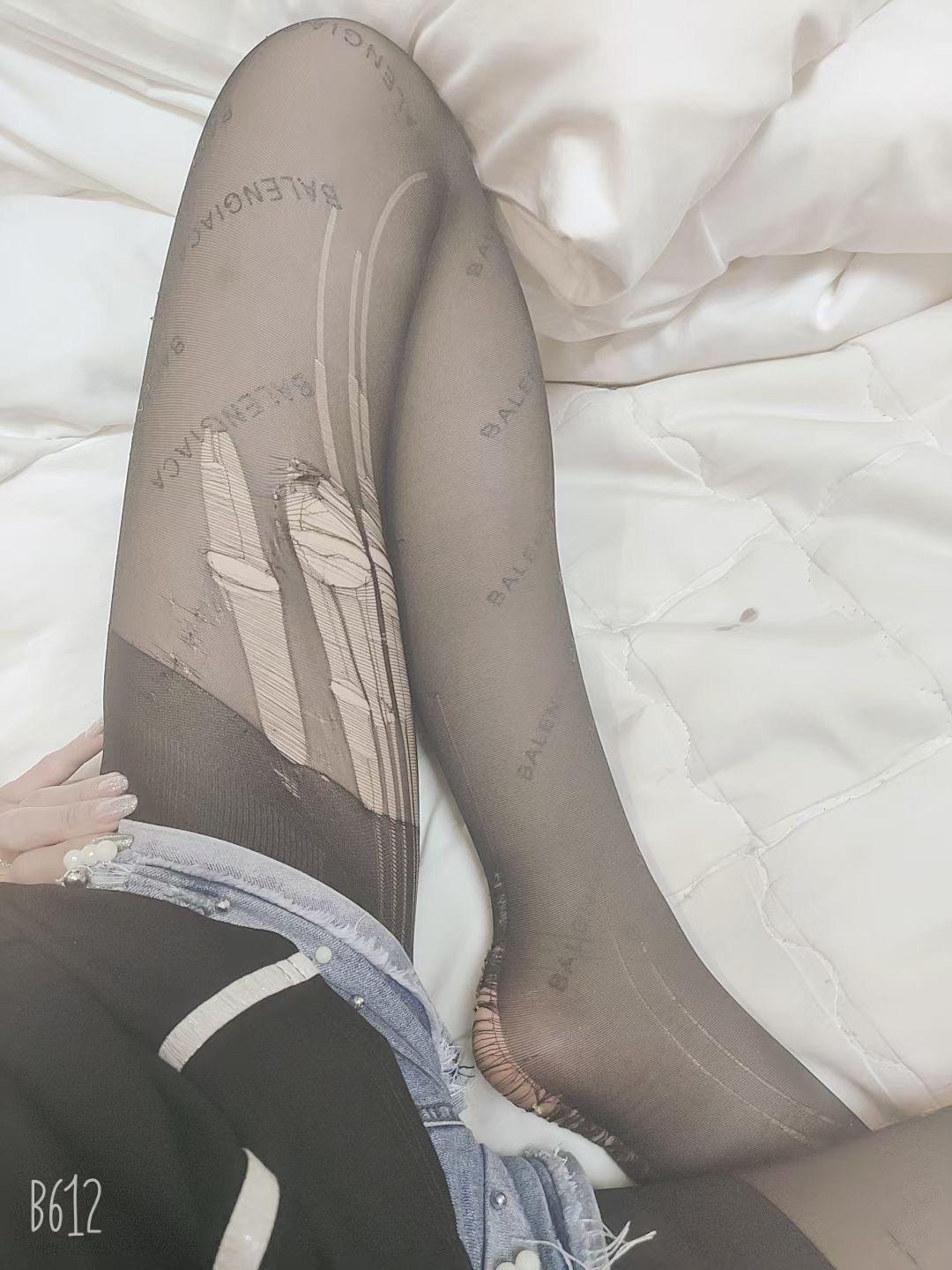 丝袜小妹（已验证） 第3张