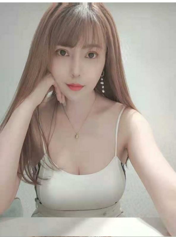 罗湖风骚妹子 第1张