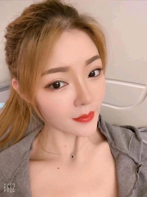 凯里兼职美女 第1张