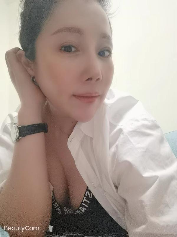 三墩气质熟女 第4张