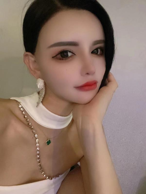 温柔周到大玉儿 第1张