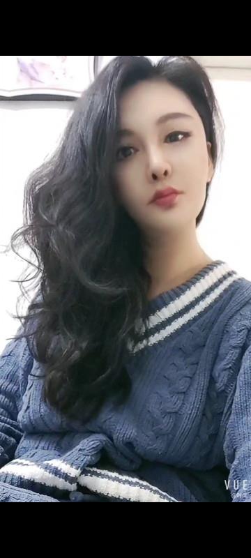 新街口性感大波妞 第2张
