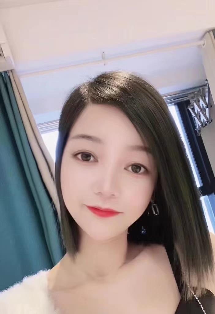 珞珞 第1张