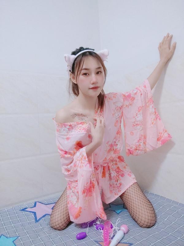 白云妹妹 第2张