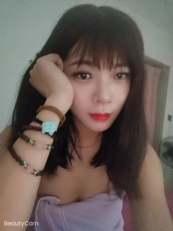 罗湖小少妇 第1张