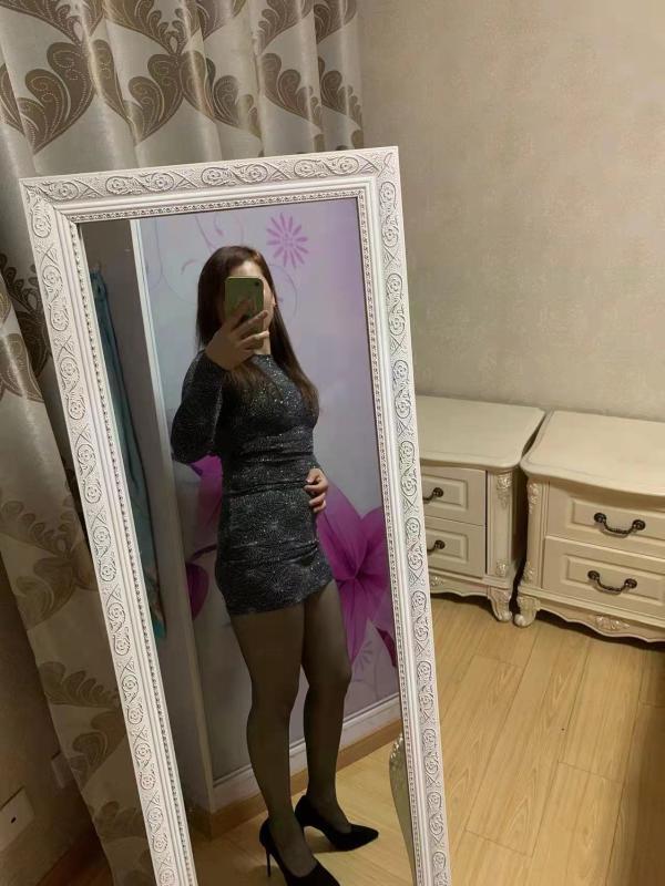 水游城熟女 第4张