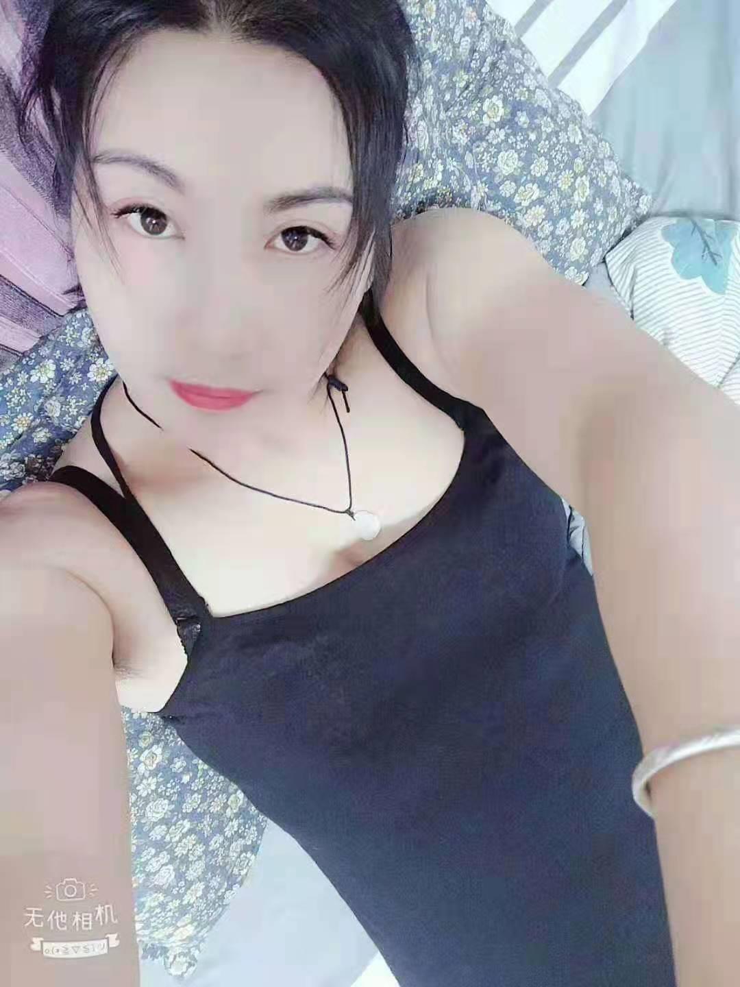 龙岗五和少妇 第3张