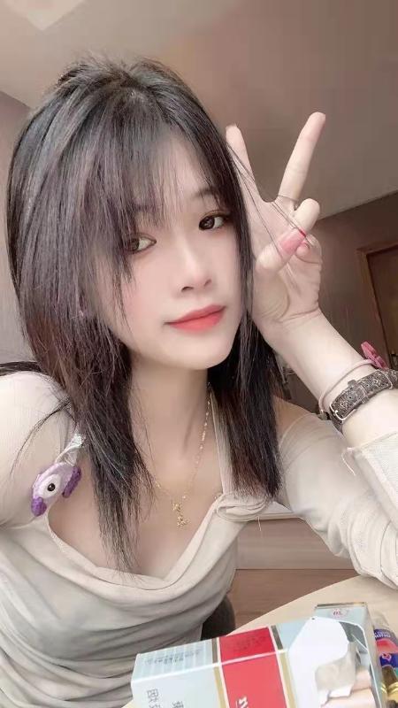 郑州大胸妹儿 第3张