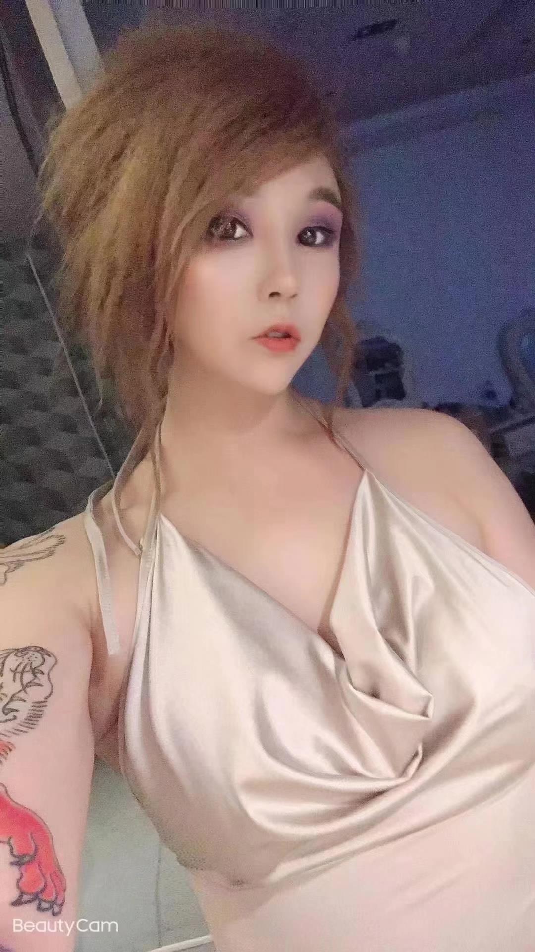 夫子庙花臂大奶 第4张