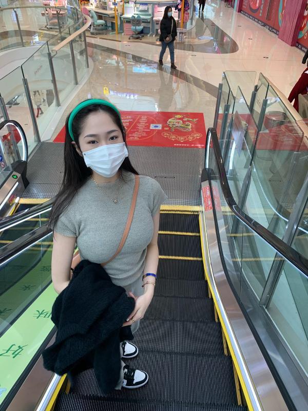 西安大奶妹 第1张