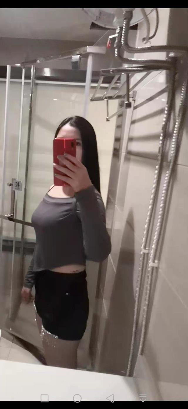 郑东新人嫩少妇 第1张