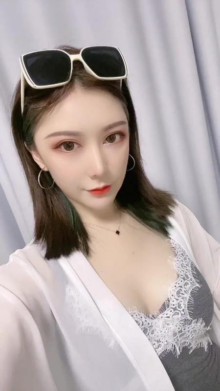 朝阳大奶妹妹 第1张