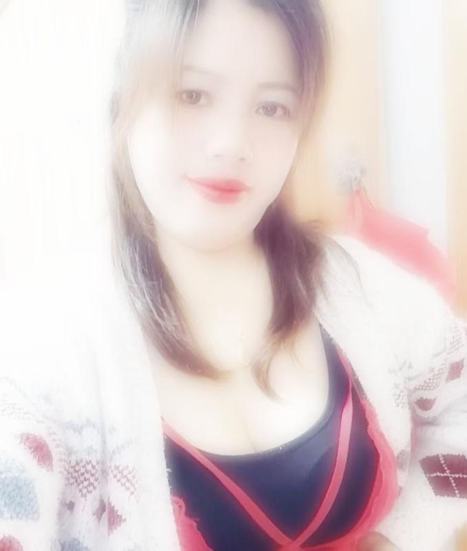很听话的熟女阿姨 第1张