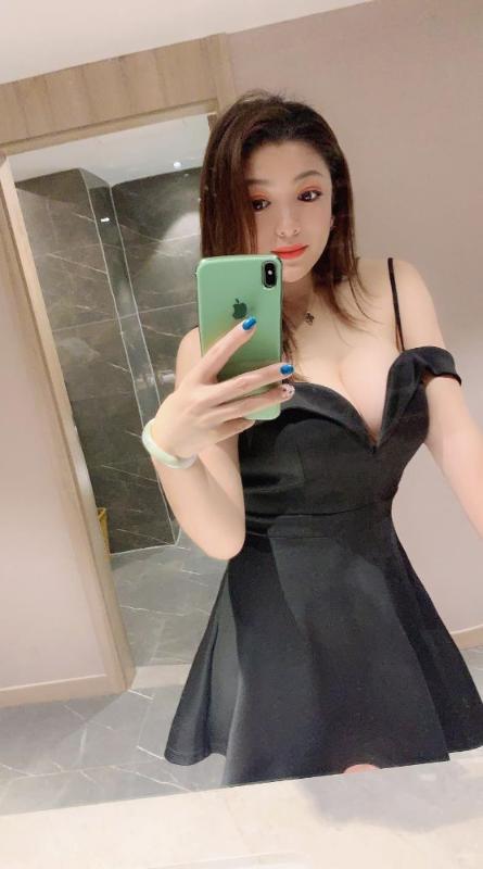 佛山大胸御姐Qixi 第2张